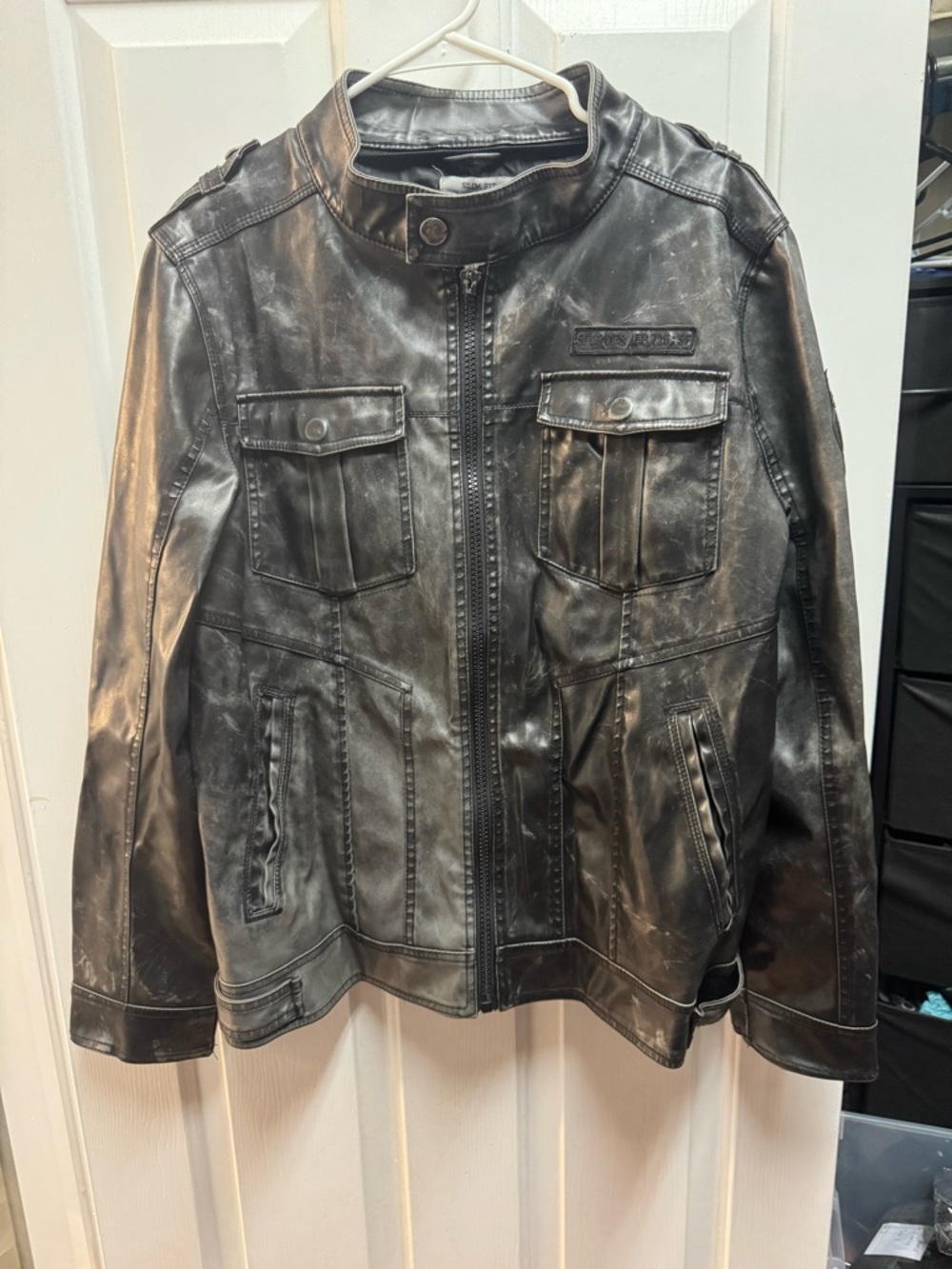 BKE Black Jacket with Branded Patch zipper puller is broken off